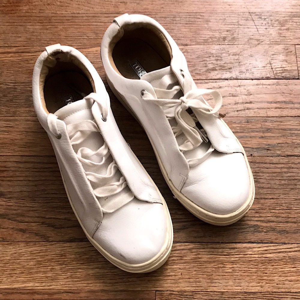 TOPSHOP white sneakers